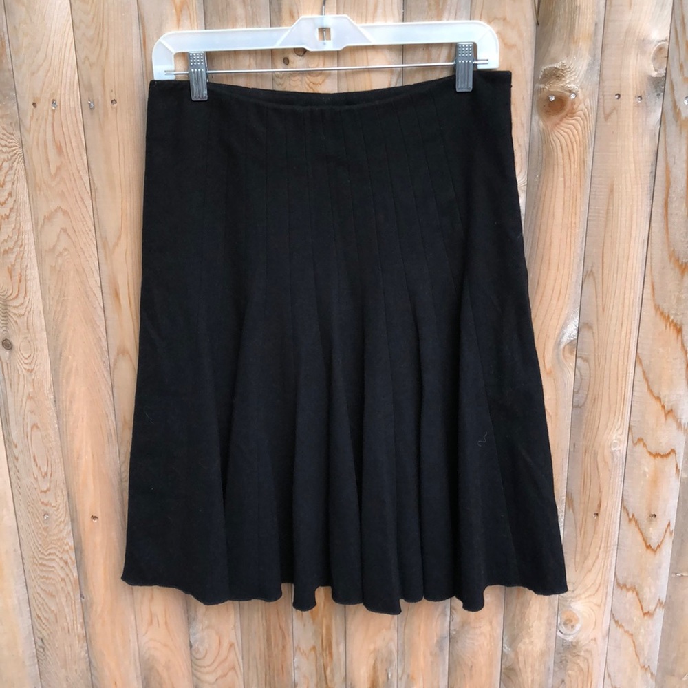 Club Monaco wool blend flowy skirt size 2 black - Picture 1 of 5